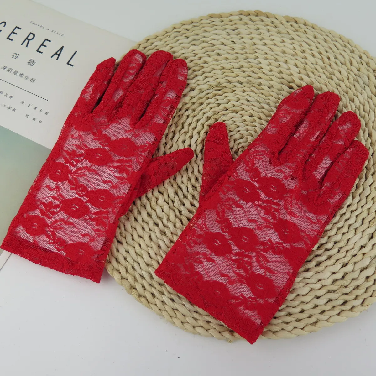 Spring And Summer Thin Lace Gloves Women Short Sunscreen Black White Wedding Etiquette Bride Finger Short Gloves  For Wedding