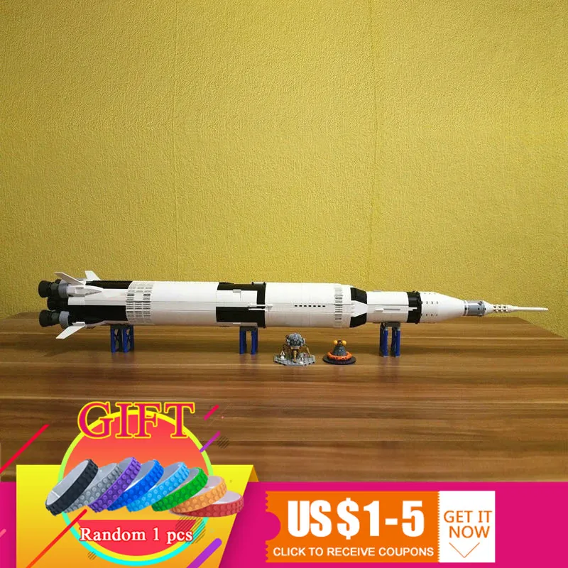 

37003 1969Pcs Creative Series The Apollo Saturn V Launch Vehicle Set Building Blocks Compatible with 21309 Educational toy lepin