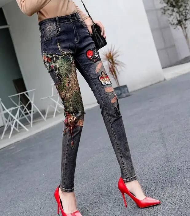 Женские корейские модные узкие джинсы с вышивкой павлина, женские сексуальные джинсы с блестками и пайетками размера плюс, узкие брюки TB636