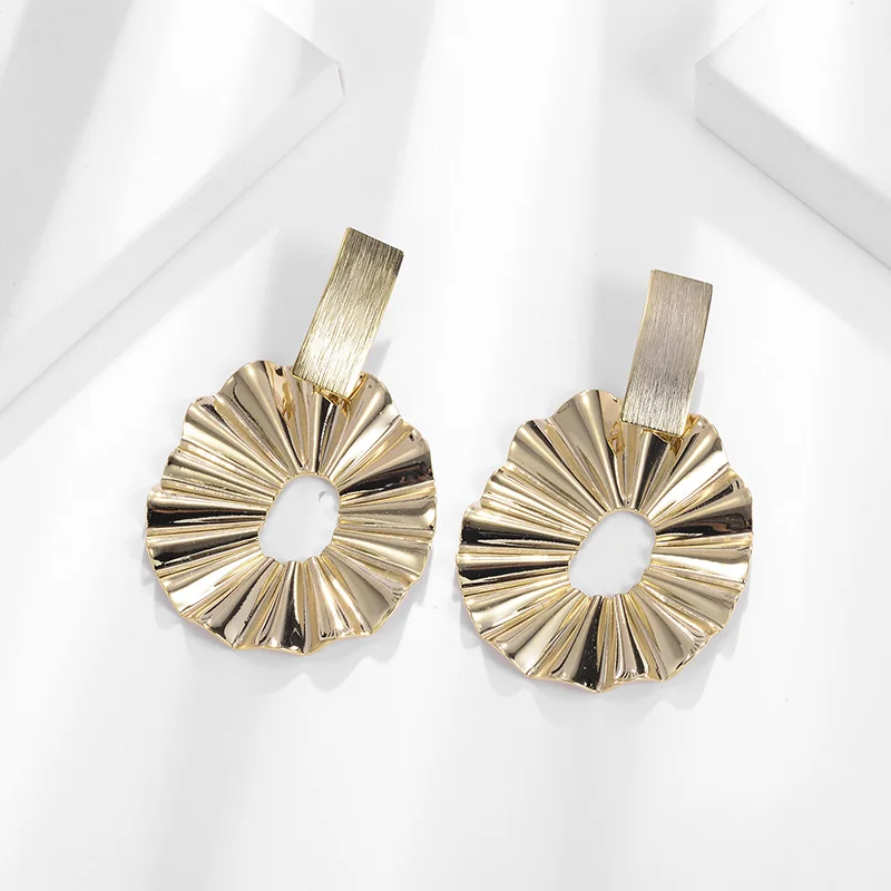 

Big Earrings Fashion Jewelry Hollow Alloy Gold Color Costume Jewelry Ear Hanging Earrings Vintage Brincos Femme 2019 Accessories
