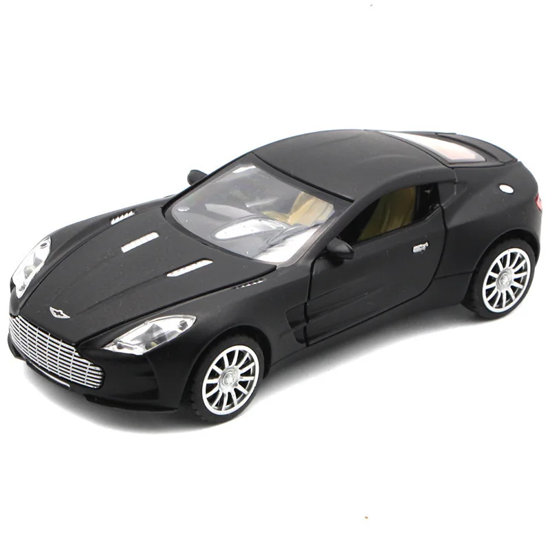 Ceny 132 Aston Martin ze stopu Super wyścigi samochodowe Diecast sześć drzwi Model dźwiękiem i światłem kolekcja zabawki dla chłopca dzieci Hot prezent koła