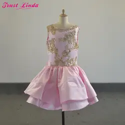 Розовые платья для девочек с цветочным узором с аппликациями лук по колено Атлас Строгая детская одежда 2018 для маленьких девочек День
