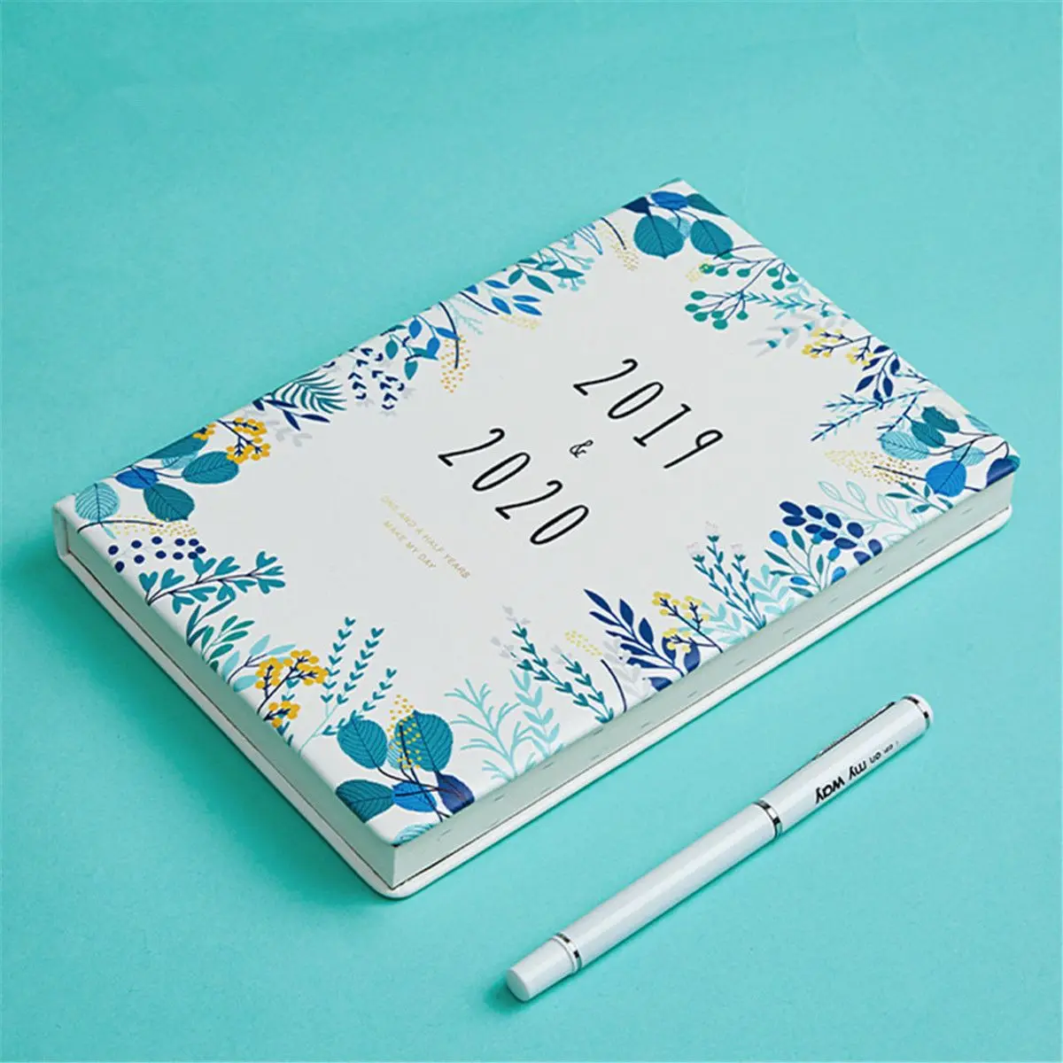

2019.7-2020.12 Schedule A5 Business Handmade PU leather Notebook Paper Hardcover Diary Journal Week Planner Agenda Organizer