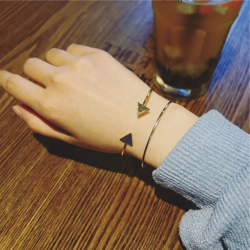 

Arrow Open Cuff Bracelets for Women Men Punk Bangle Adjustable Gold Silver Black Color Bracelet Bangles Steampunk Accessories