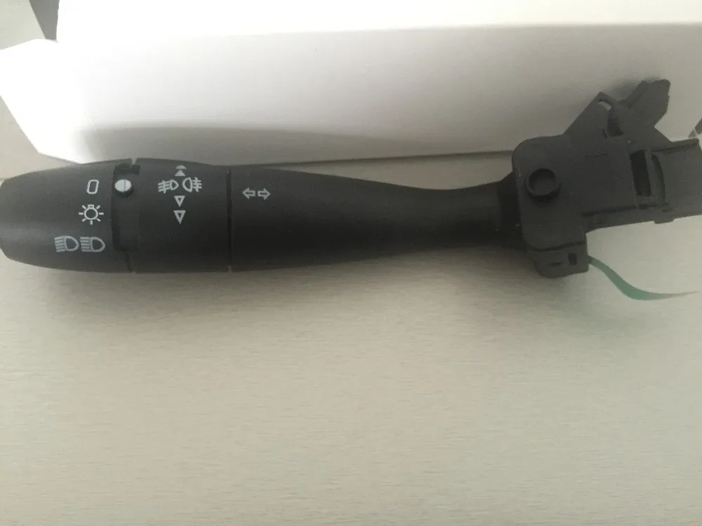 FREE SHIPPING FOR Citroen C2 C3 C4 C5 C8 Picasso Xsara Berlingo COM 2000 INDICATOR Turn Signal Switch Part FREE SHIPPING FOR Citroen C2 C3 C4 C5 C8 Picasso Xsara Berlingo COM 2000 INDICATOR Turn Signal Switch Part