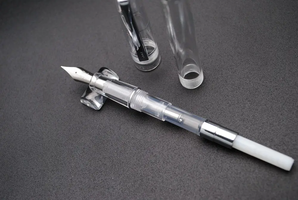 Wing Sung 659(0,38-0,5 мм) Двойная перьевая ручка, прозрачная чернильная ручка