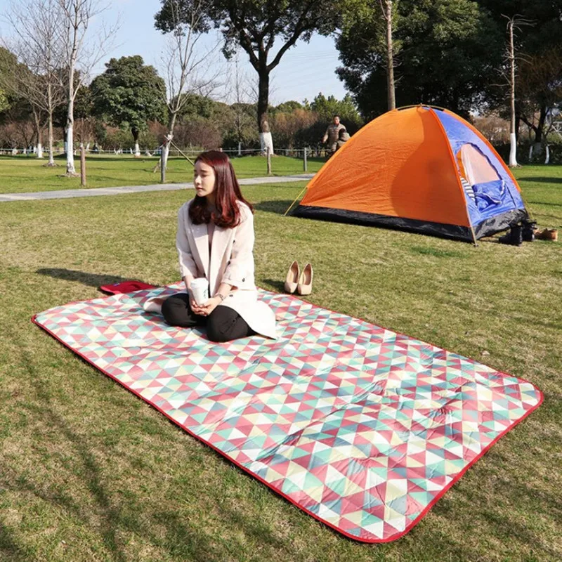 

Stylish Portable Outdoor Picnic Mat Waterproof Padded Outdoor Activity Carpet Tent Mat