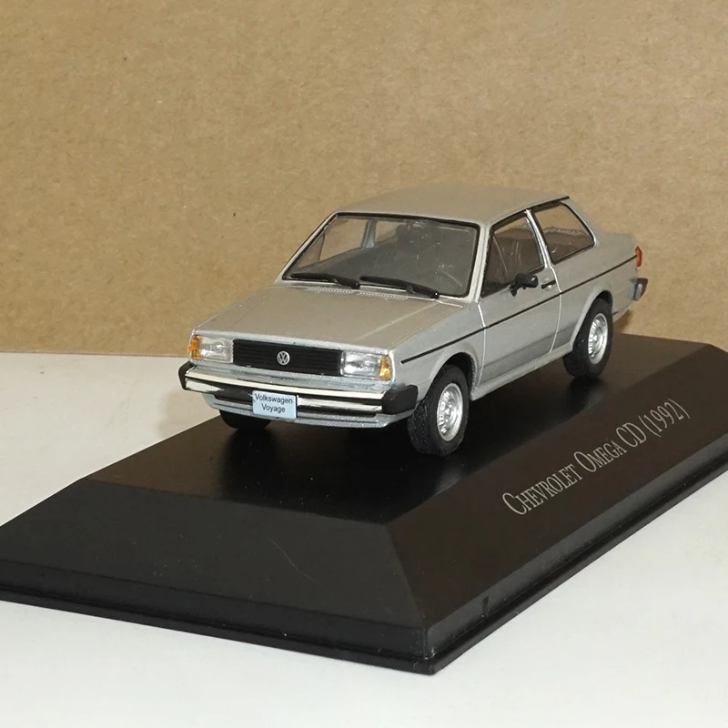 Игрушечный автомобиль красная металлическая модель автомобиля 1 43 Diecasts