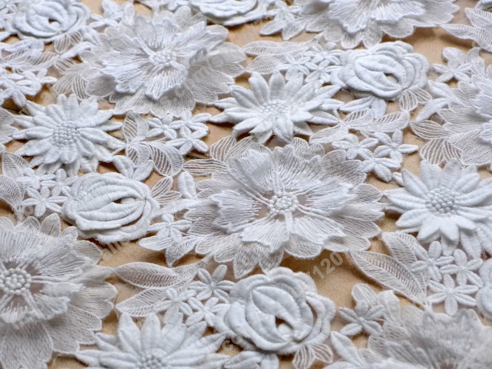 Buy Fashion show lace fabric Off white/pink cotton