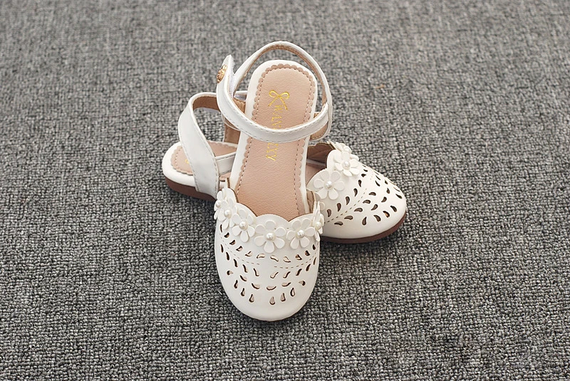 Детская обувь для девочек сандалии для младенцев в форме цветка, с вырезами, босоножки, детская обувь Милые простые прелестные модные туфли