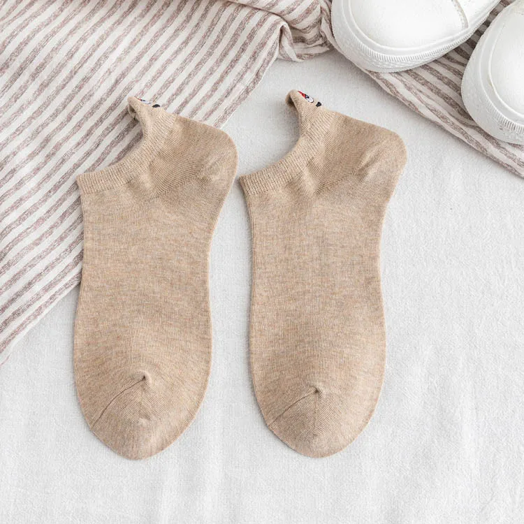 Sommer-Kawaii-Bestickt-Emoji-Frauen-Socken-Fashion-Lustige-Socken-Teen-M-dchen-Gl-cklich-Baumwolle-Nette(11)