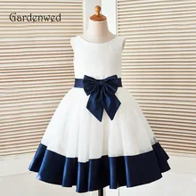 Vintage White Navy Blue Decent Flower Girl Dress 2019 Front Bow Knot Sash Bottom Blue Trim Princess Wedding Communion Gown knot front ruffle trim dress