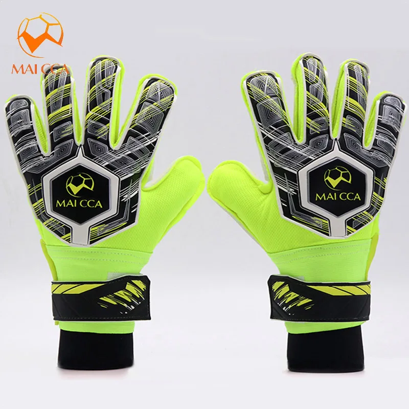 Cheap Professional Soccer Kids Fingersave Goalkeeper Gloves with Finger Protection Football Goalie Gloves Sizes 6 5 7 - Цвет: Green