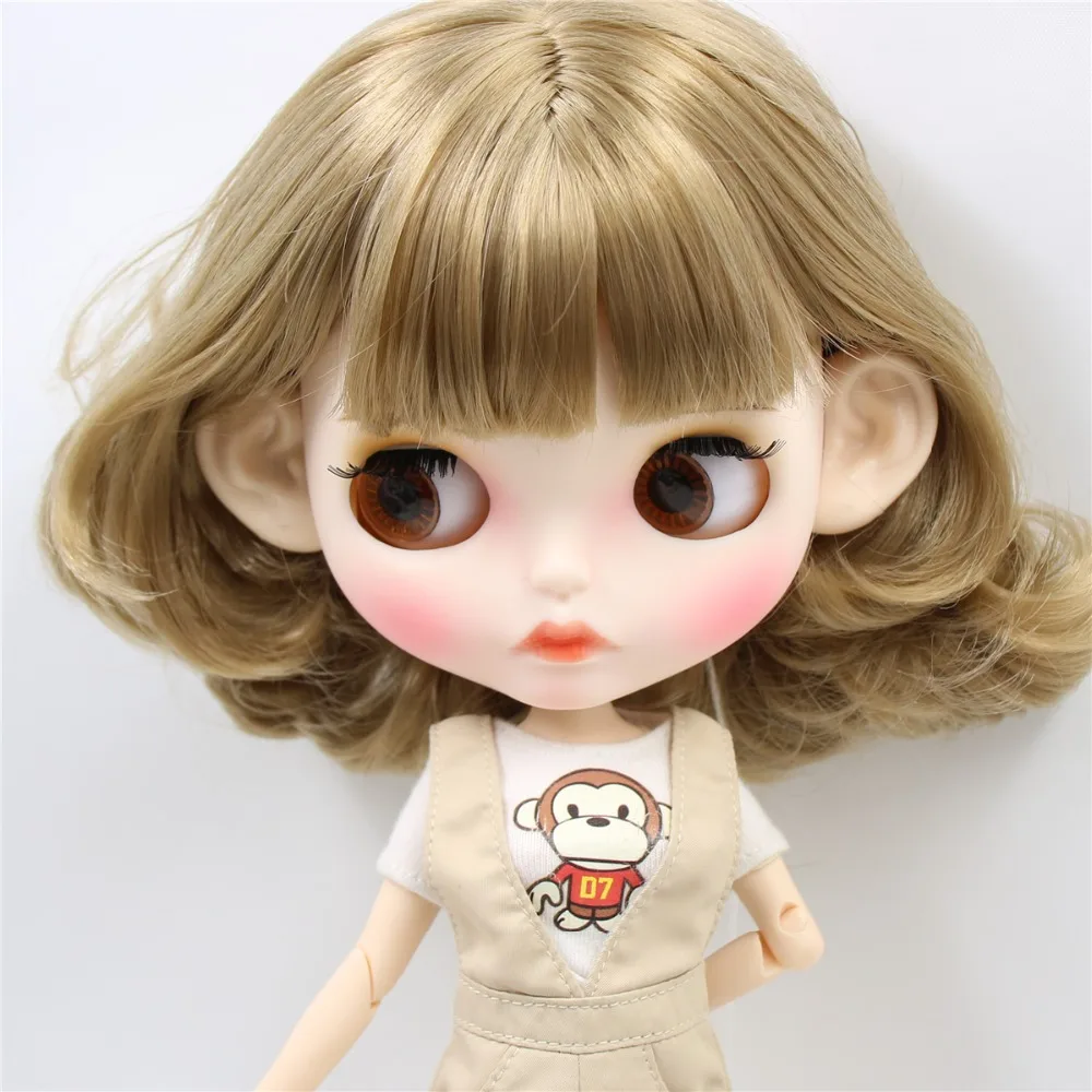 Luna – Premium Custom Neo Blythe Doll with Blonde Hair, White Skin & Matte Pouty Face 1