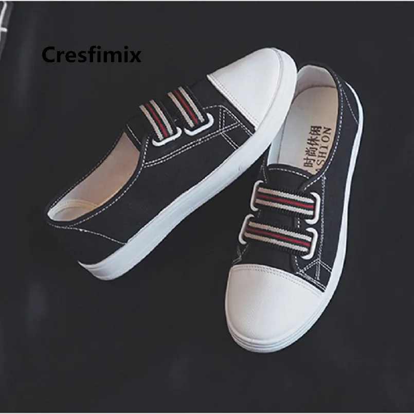 

Zapatos De Mujer Women Cute Canvas Flat Shoes Lady Casual White Street Shoes Teenager Leisure Black Comfortable Shoes E3285