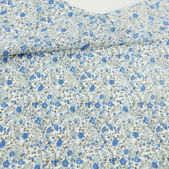 

100% Cotton Fabric Blue Flowers Design Patchwork Clothing Doll Decoration Sewing Cloth Scrapbooking Home Textile Fat Quarter CM