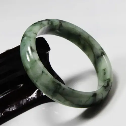 

2632 Certified Grade "A" Natural Green Jadeite Jade Gems Bracelet Bangle