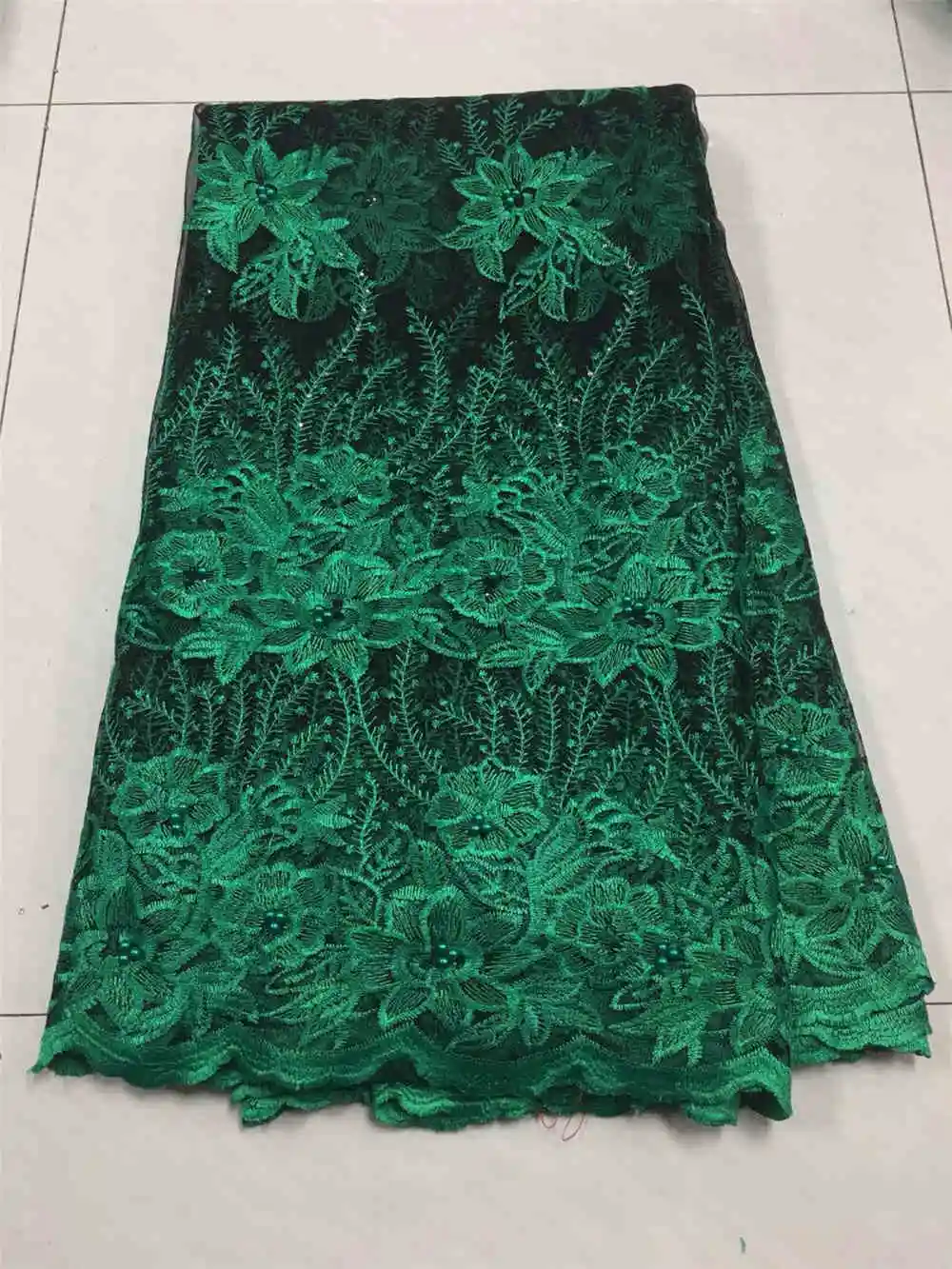 

Cost price sales 30Pcs 2019African French net Mesh beaded stones Lace fabric High quality For Nigerian Wedding Dresses Wins189r