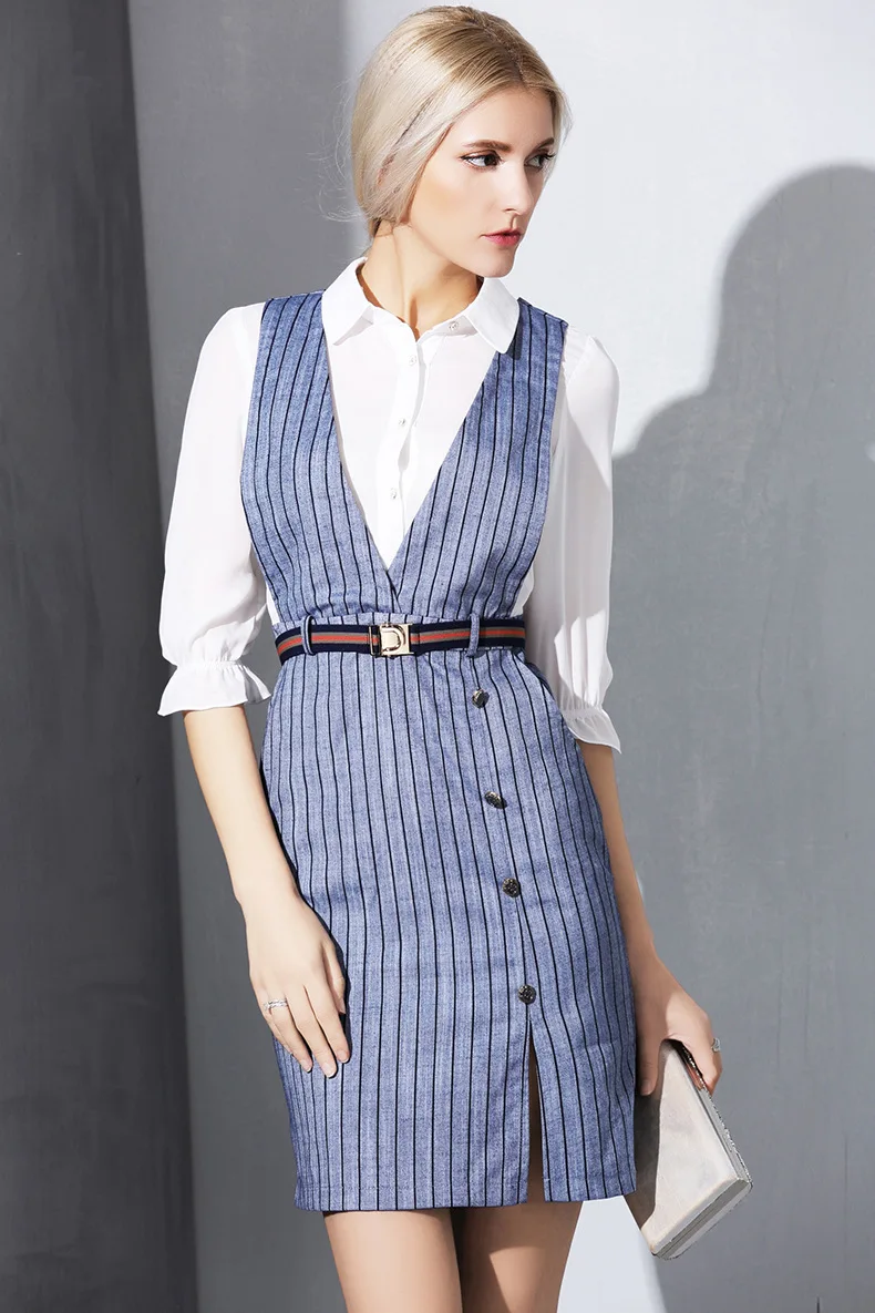 Businesswoman Clothing Size 14