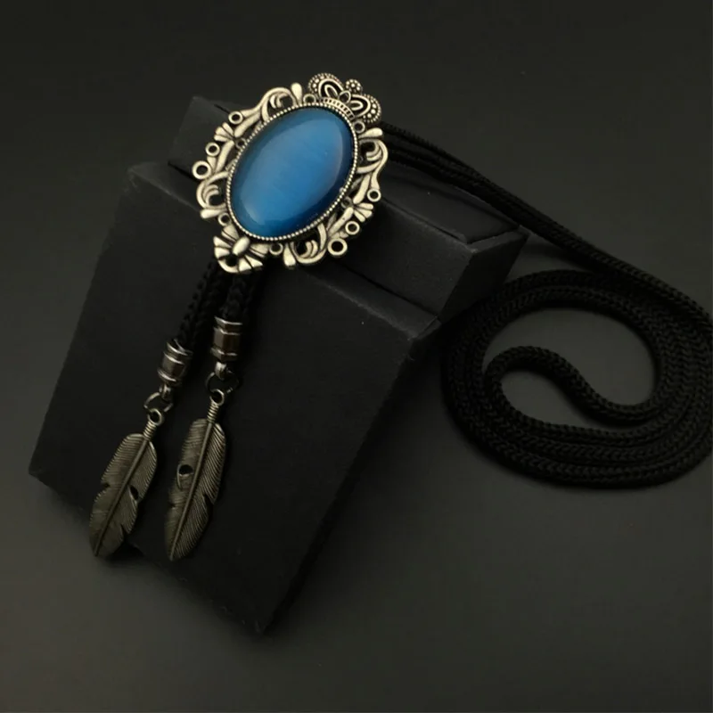 

Handmade Western Cowboy Bolo Ties for Men Silver Tone Bolo Slide with Natural Turquoise Vintage Indian Concho Tribal Bolos Tie