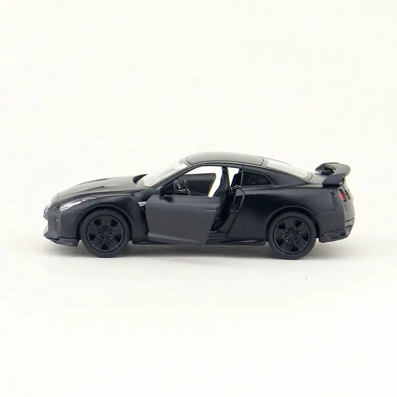 GT-R  (7)