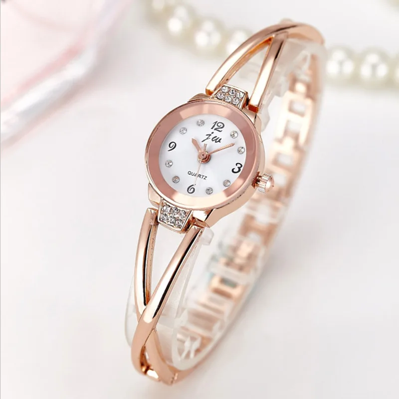 

1 Pcs Women Waterproof Quartz Watches Small Round Dial with Alloy Band NFE99