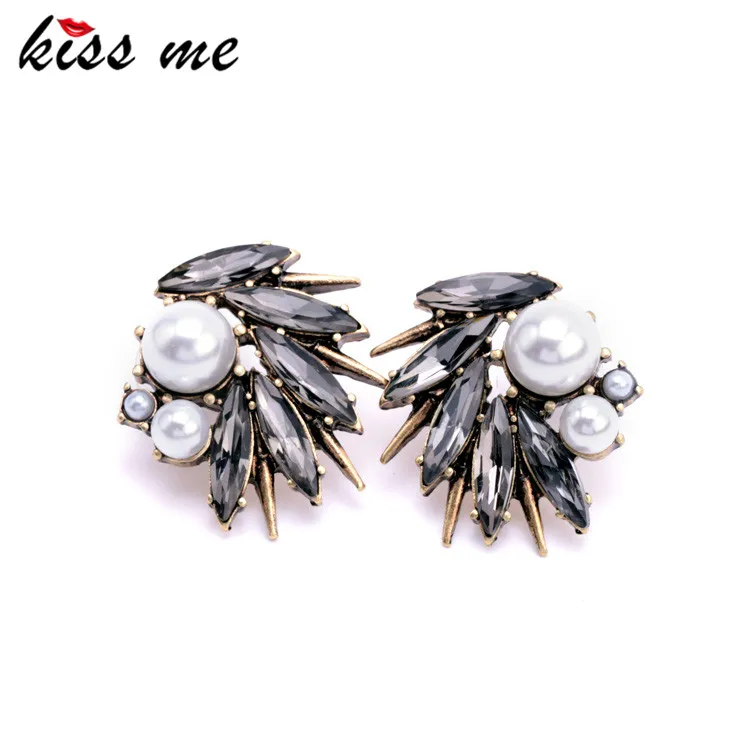 Buy Women Irregularity Simulated Pearl Spike Stud