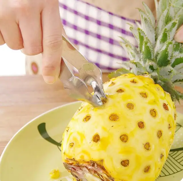 pineapples seeds