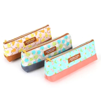 

Cute and Kawaii School Fabric Pencil Case For Teen Girls and Boys Leather Anime Makeup Pen Pouch Box Bag 2016 Gift Deli3085
