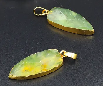 

Chiltonite Quartz Faceted Arrow Pendant Of Gold Cladding Approx 35*17 mm