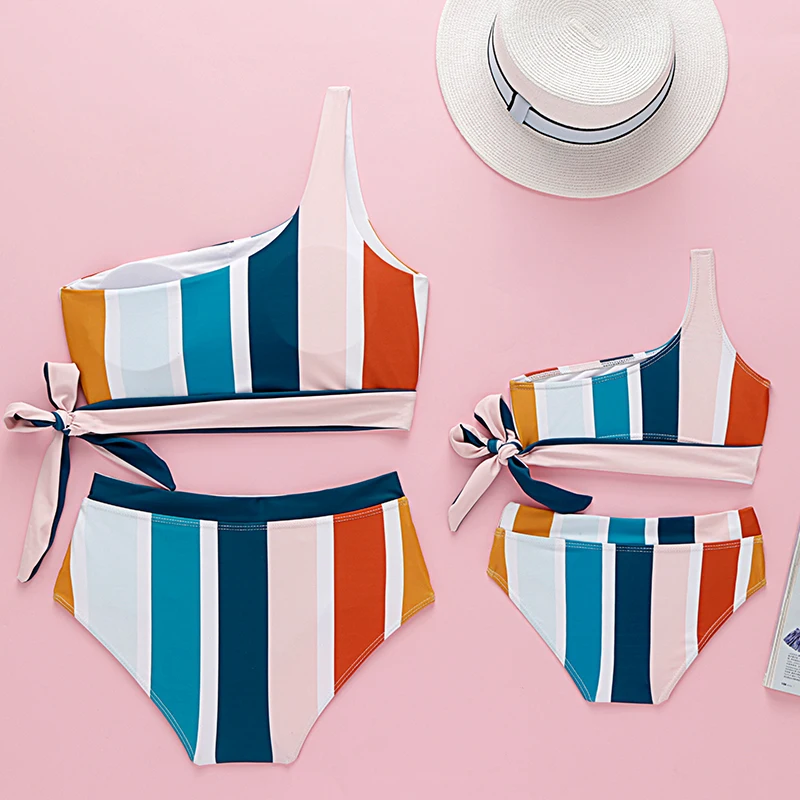 Bikini-2606-4