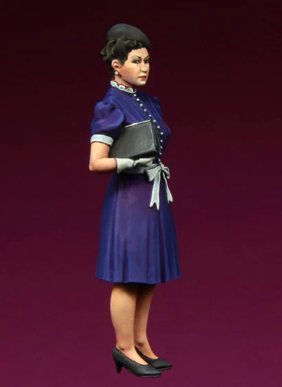Resin Figure Kit 1/35 Civilian Girl Resin Figure Model Kit 