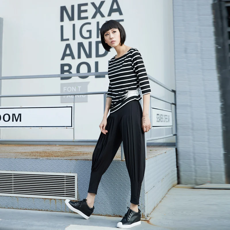 Korean Style Casual Elastic Pencil Black Pants 2017 Spring Summer Street Chiffon Bloomers Personality Loose Trousers New In Capris From Korean Style Casual Elastic Pencil Black Pants 2017 Spring Summer Street Chiffon Bloomers Personality Loose Trousers New In Capris From