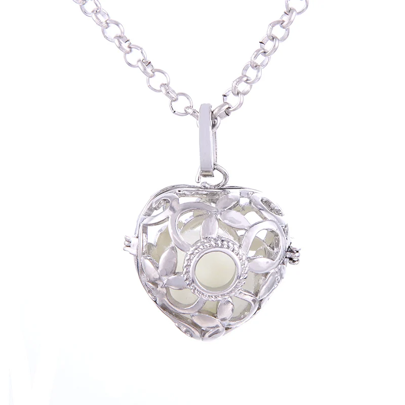 

Love hrat aromatherapy ball Pendant Perfume Essential Oil Diffuser Necklace cage Aromatherapy Pendants Perfume Women Charm