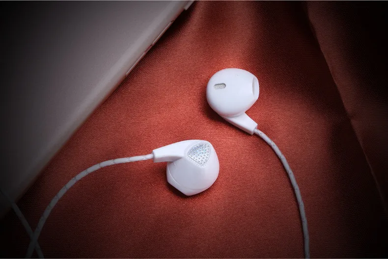 EARPHONE (29)