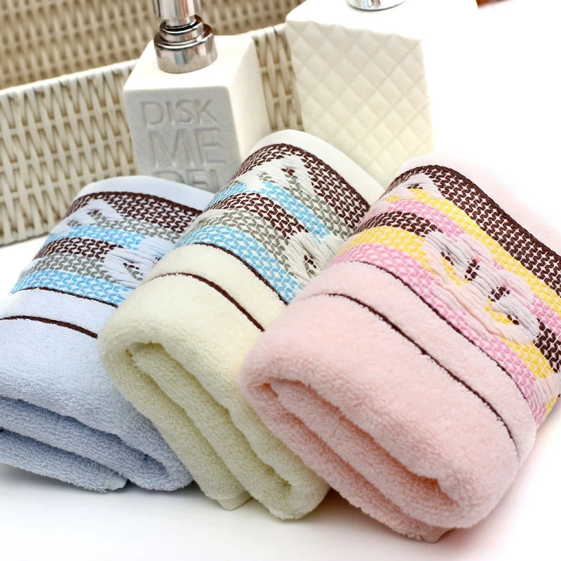 Fashion Beauty 3 Colors Face Towels 100 Cotton Fast Drying Comfortable