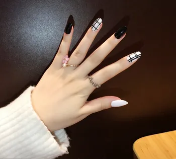 

2017 Cute Fashion False Nail Short Full Cover Artificial Nail Fake Nail Art Decoration with Glue 24pcs/Pack
