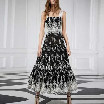 

Fashion Vintage Floral Embroidery Lace Women Dress 2019 Sexy Spaghetti Strap Irregular Pleated Long Party Dress Runway Dress