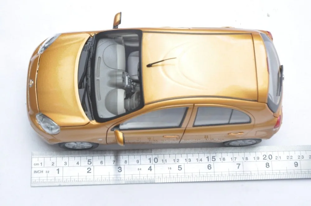 1:18 литая под давлением модель для Nissan March Micra Orange Minicar Игрушечная машина из сплава миниатюрная коллекция подарки