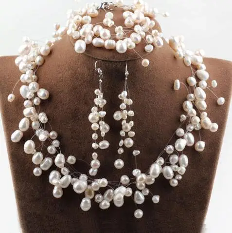 

Charming Pearl Bridal Jewelry Sets,Fantasy Bridal Pearl Necklace Bracelet Earrings Bridesmaids Jewelry Set,White Color Jewelry.