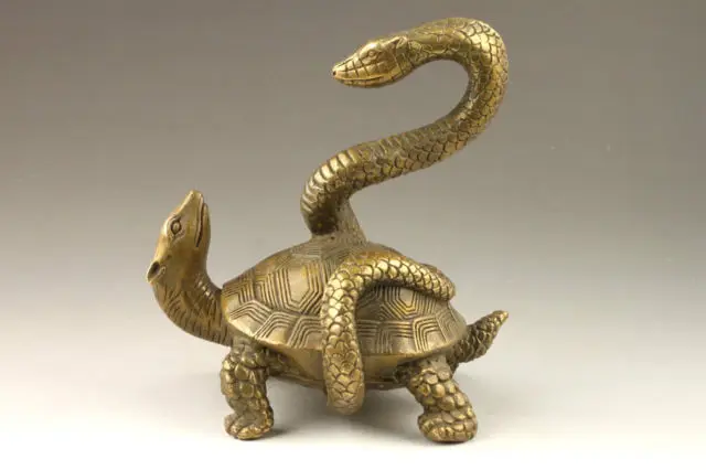 

chinese Collectible Decorated Old Handwork Bronze Hammered Dragon Statue