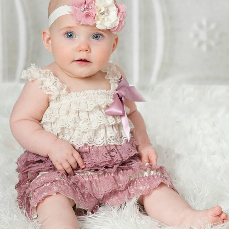 

Cute Retail Baby Lace Multicolor Rompers Infant Toddler Petti Ruffles Romper with Straps and Ribbon Bow Kids Jumpsuit 3Sizes