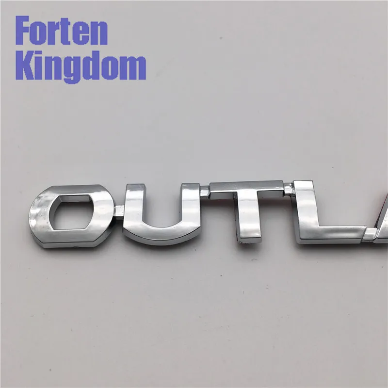 OUTLANDER badge 03