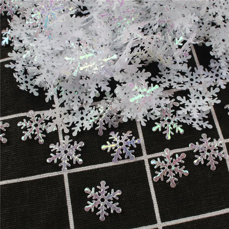 300 Pcs/lot 2cm Christmas Snowflake Wedding Throwing Confetti DIY Accessory Home Table Decoration Party Supplies Ornament 62538 300 Pcs/lot 2cm Christmas Snowflake Wedding Throwing Confetti DIY Accessory Home Table Decoration Party Supplies Ornament 62538