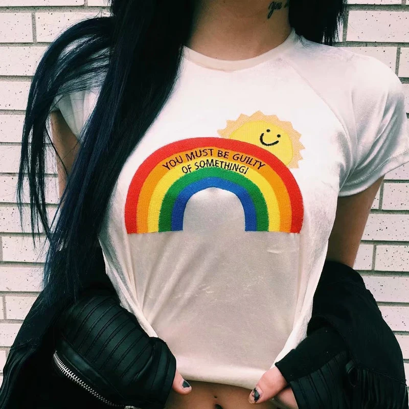 س الرقبة النساء الصيف قصيرة الأكمام تي شيرت كامل المخملية الجبهة قوس قزح و إلكتروني التطريز عارضة الصيف المخملية النساء أعلى المحملة