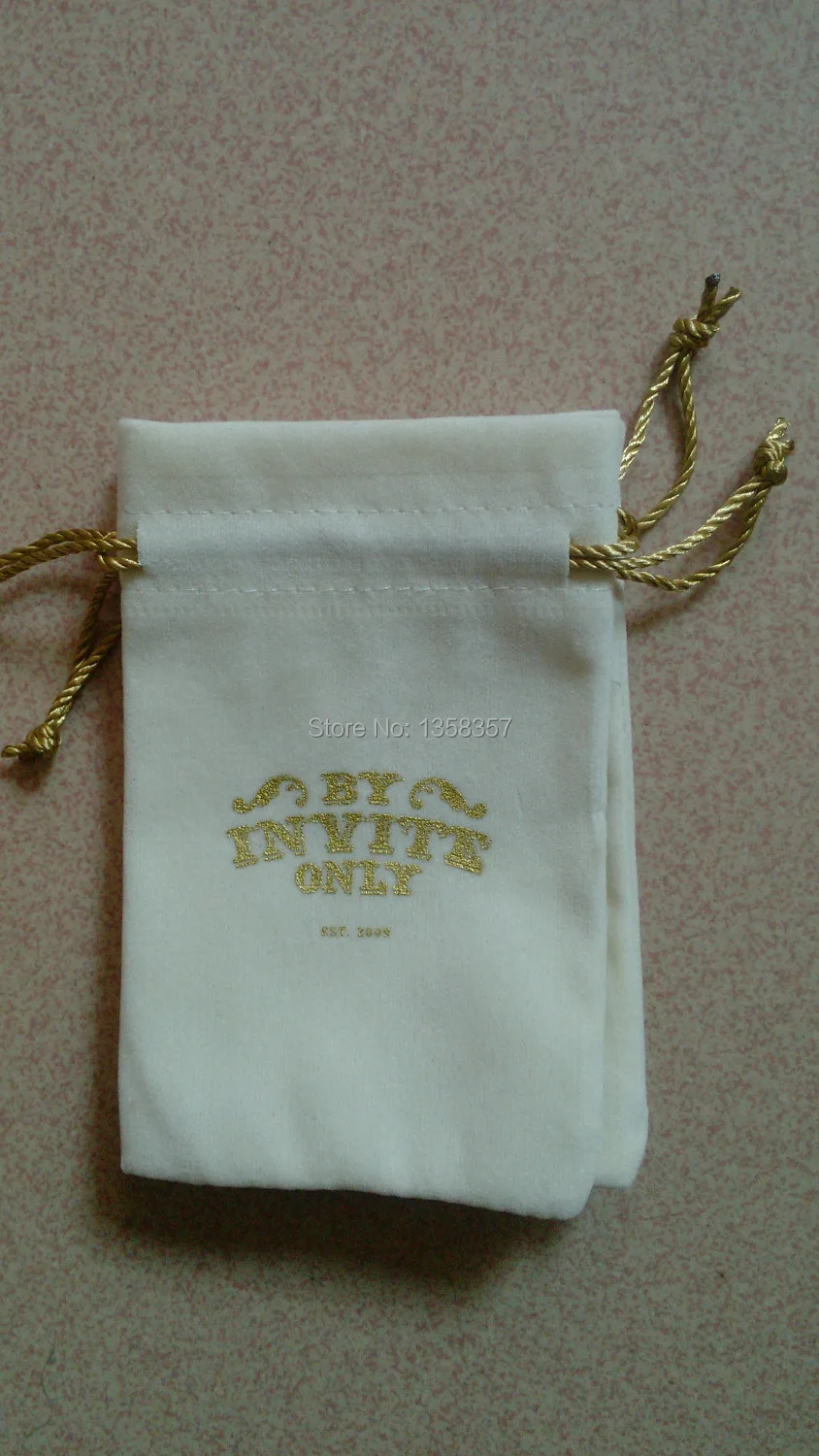 Beste Groothandel fluwelen trekkoord sieraden tas voor ornament \\ ketting \\ armband \\ gift \\ toilettas \\ Iphone6 plus \\ horloge tassen \\ pouches aanpassen