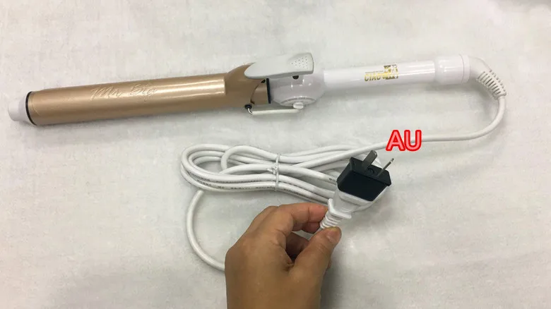 AU_