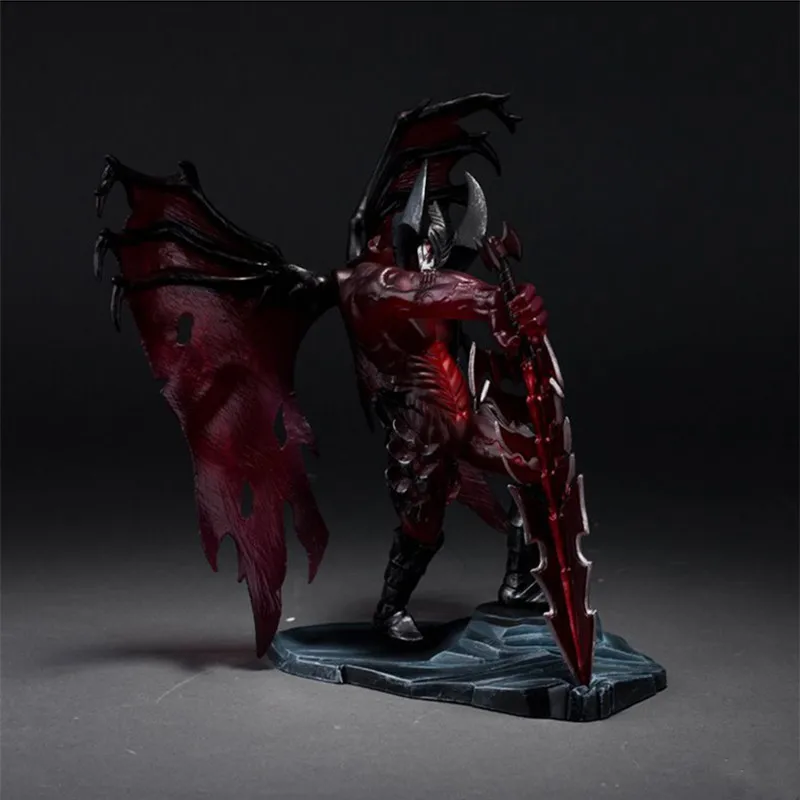 

LOL The Darkin Blade Aatrox PVC Action Figure Collectible Model Toy 18cm A birthday present for a child