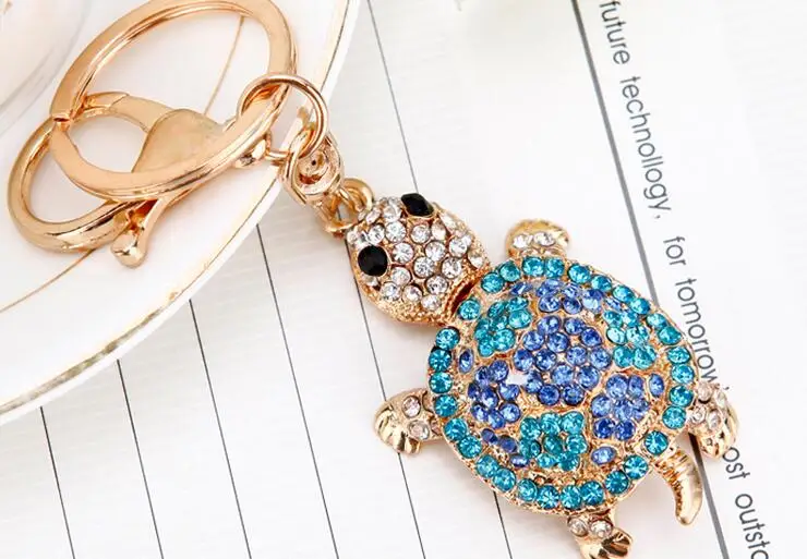

10PCS cute Trinket Gold-color Rhinestone Tortoise Keychains Metal Car Keyring Fashion Animal Turtle Women Handbag Key Holder
