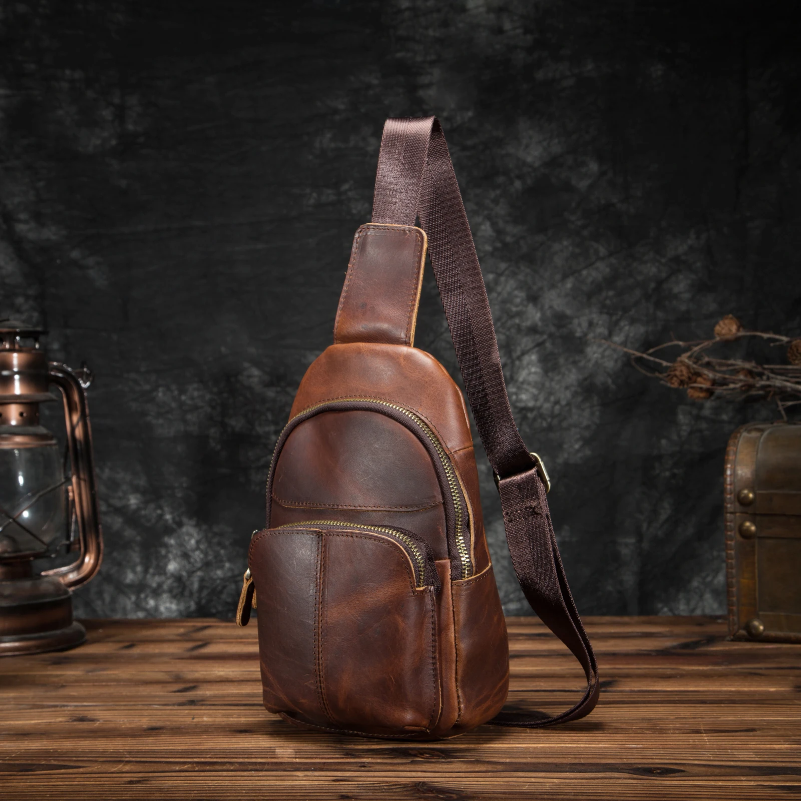 Crazy Horse Leather men Casual Travel Triangle Chest Sling Bag Design 8&quot Tablets One Shoulder Strap Daypack Male 8002 | Багаж и сумки